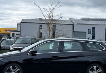 Peugeot 308 150.000 km 7.850 &euro; Düren 52351