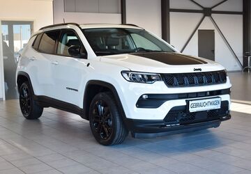 Jeep Compass 4.500 km 28.999 &euro; Düren 52351