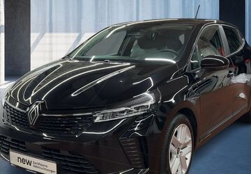 Renault Clio 28.000 km 14.930 &euro; Köln 50939