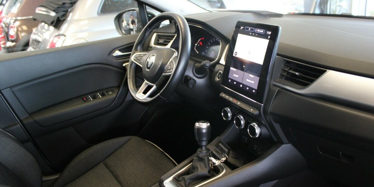 Renault Captur TCe Mild Hybrid 140 GPF TECHNO 91.919 km 14.980 &euro; Euskirchen 53881
