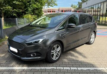 Ford S-Max 125.900 km 16.499 &euro; leverkusen 51375