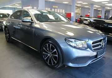 Mercedes-Benz E 300 86.739 km 26.480 &euro; Euskirchen 53881