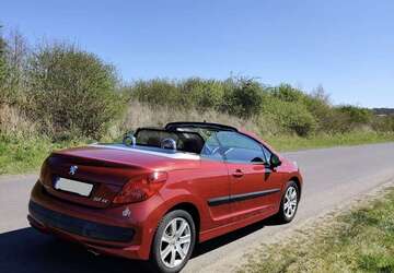 Peugeot 207 117.966 km 3.750 &euro; Köln 50674