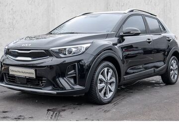 Kia Stonic 24.659 km 18.995 &euro; Köln 50858
