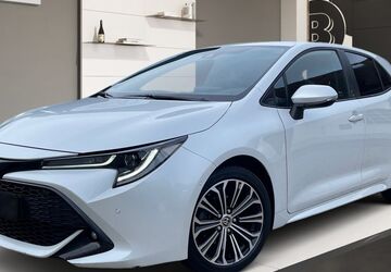 Toyota Corolla 68.046 km 19.488 &euro; Köln 51067