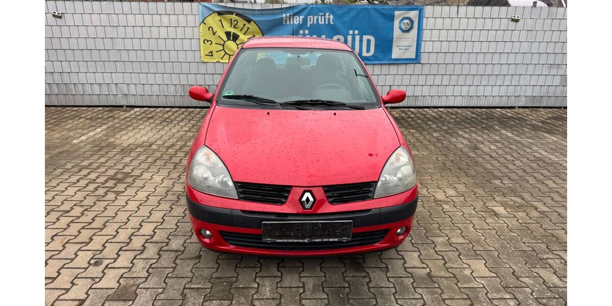 Renault Clio 164.000 km 1.500 &euro; Köln 50739
