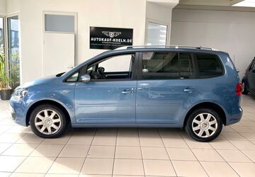 VW Touran 156.385 km 10.490 &euro; Köln 51067
