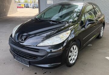 Peugeot 207 200.000 km 1.990 &euro; Köln 50739