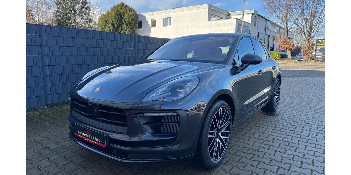 Porsche Macan 3.688 km 89.790 &euro; Köln 50859