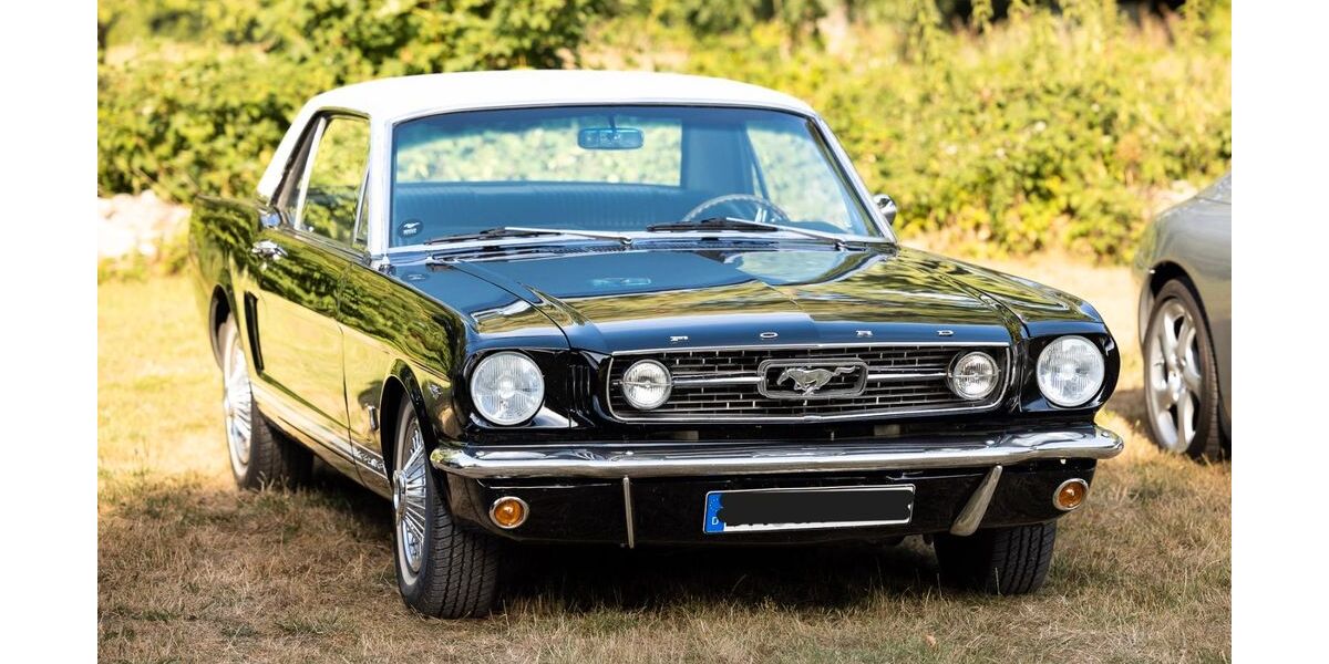 Ford Mustang 79.000 km 26.500 &euro; Erftstadt 50374