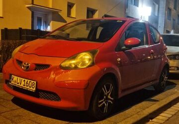 Toyota Aygo (X) 214.000 km 999 &euro; Köln 50739