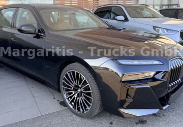 BMW 740 5.200 km 112.890 &euro; Köln Rodenkirchen 50996