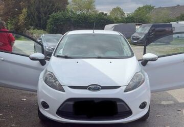 Ford Fiesta 220.050 km 2.450 &euro; Leverkusen 51371