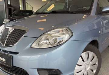 Lancia Ypsilon 153.360 km 1.999 &euro; Golzheim 52399
