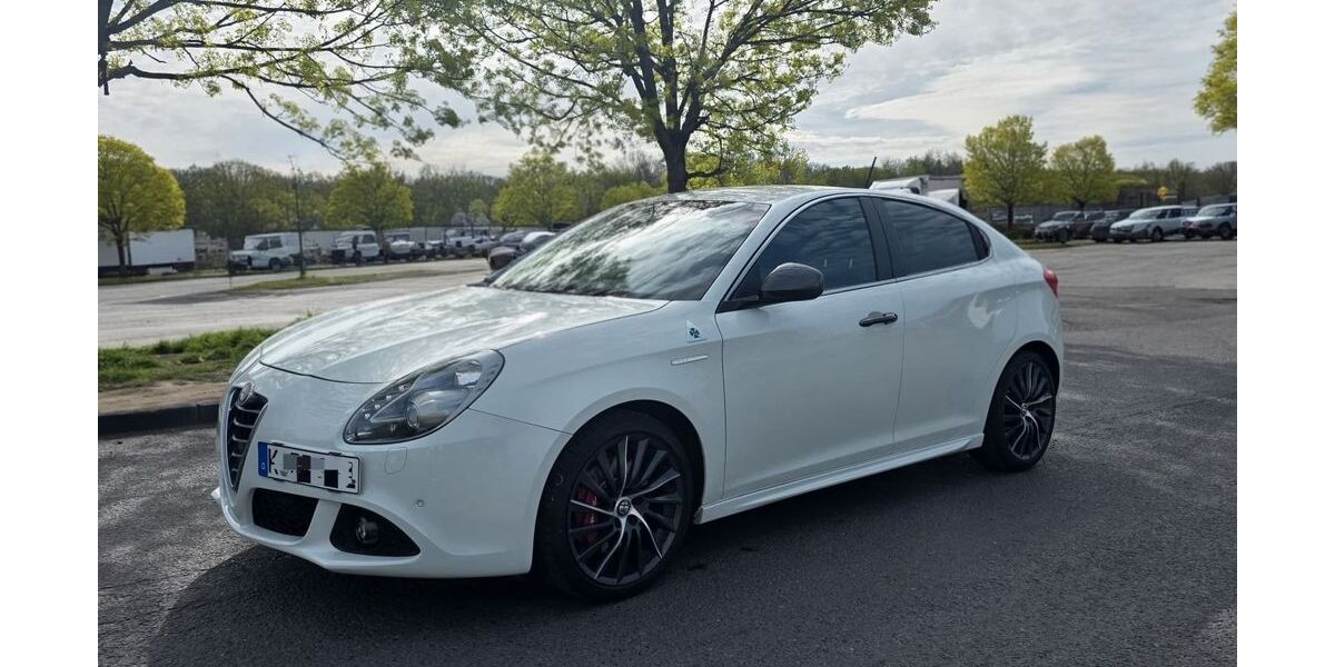 Alfa Romeo Giulietta 160.500 km 11.600 &euro; Köln 50968