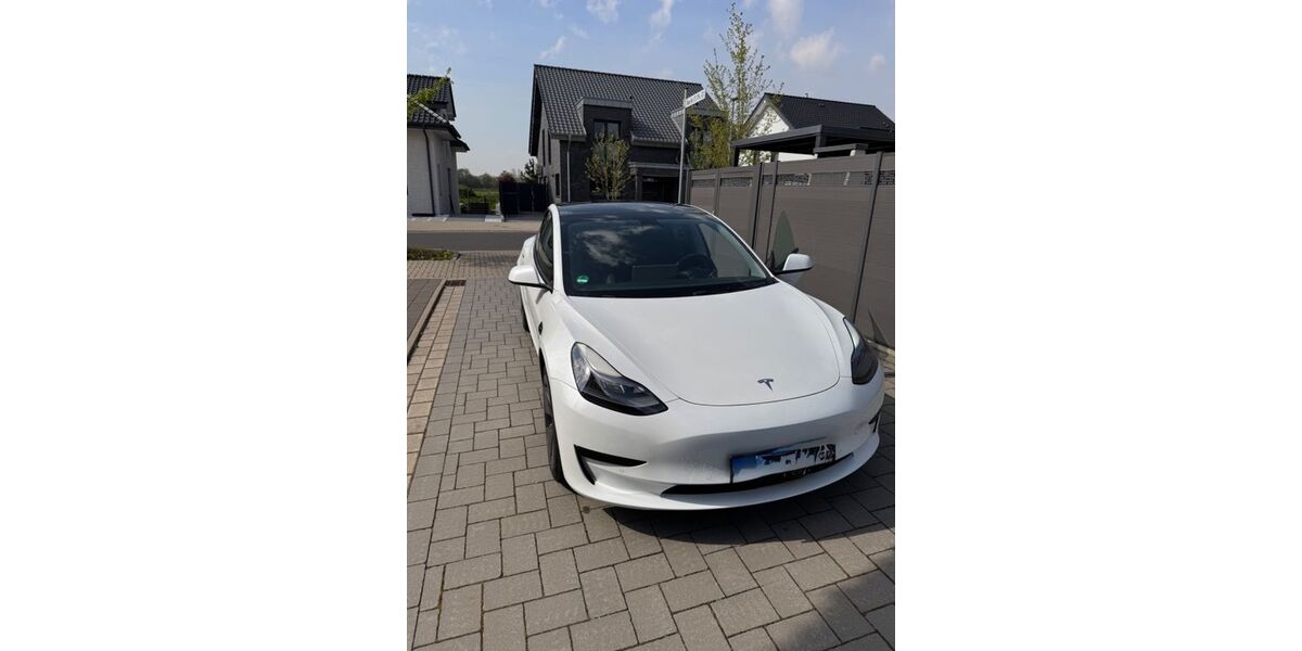 Tesla Model 3 81.500 km 22.990 &euro; Bergheim 50127