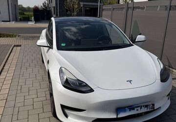 Tesla Model 3 81.500 km 22.990 &euro; Bergheim 50127