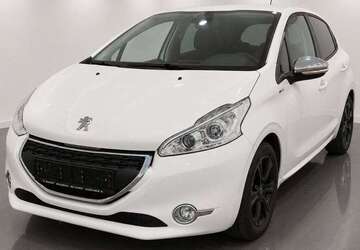 Peugeot 208 122.000 km 3.500 &euro; Kerpen 50170