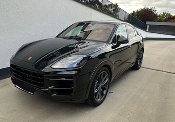 Porsche Cayenne 1.980 km 168.490 &euro; Köln 50667