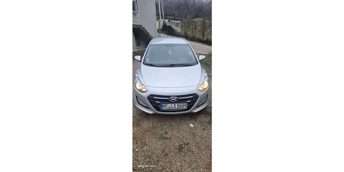 Hyundai i30 280.000 km 6.700 &euro; Köln, Stadt 51147