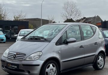 Mercedes-Benz A 140 167.121 km 3.499 &euro; Düren 52349