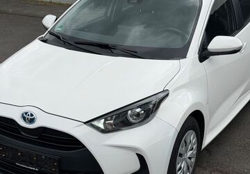 Toyota Yaris 98.393 km 15.990 &euro; Köln 51065