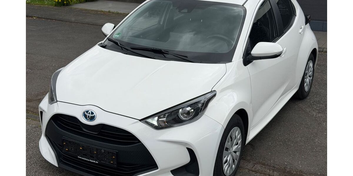 Toyota Yaris 98.393 km 15.990 &euro; Köln 51065