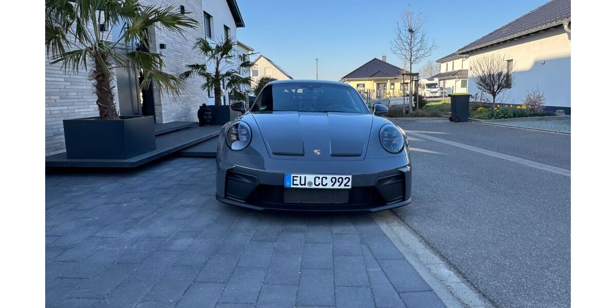 Porsche 992 7.200 km 219.999 &euro; Zülpich 53909