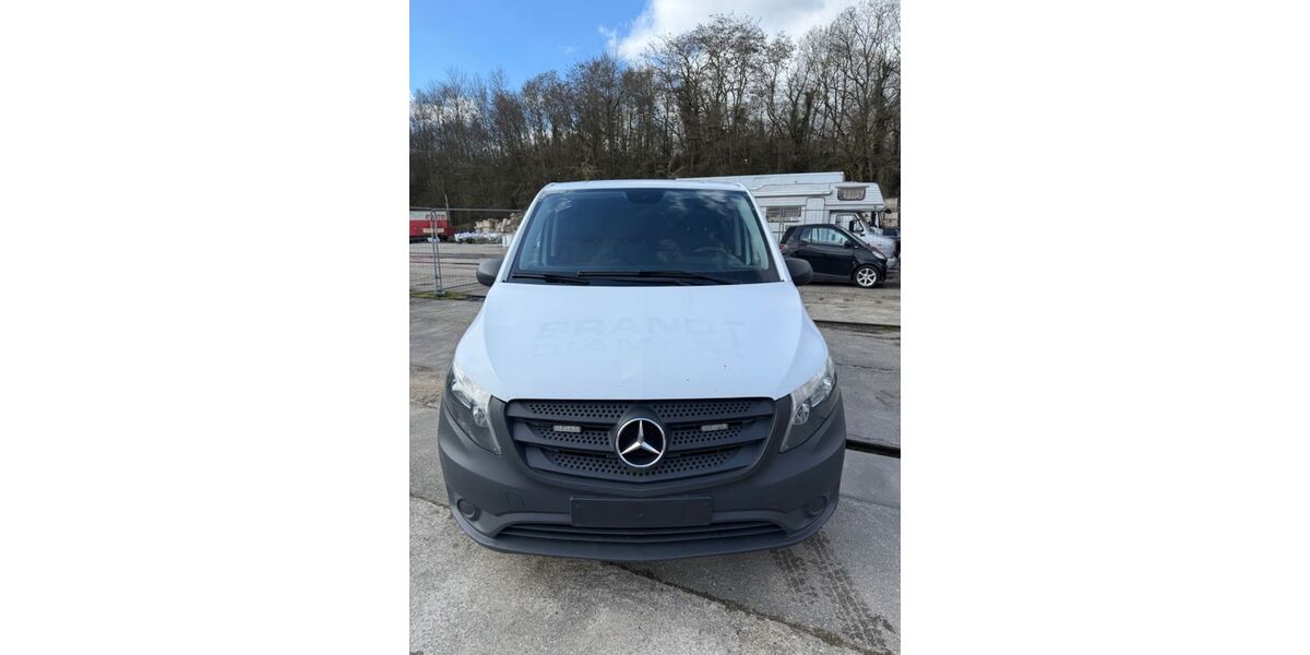 Mercedes-Benz Vito 216.831 km 10.100 &euro; Kerpen 50170