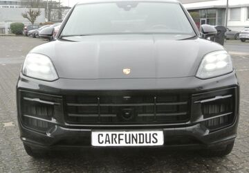 Porsche Cayenne 6.999 km 118.333 &euro; Köln Lövenich 50859