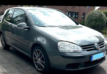 VW Golf 135.000 km 3.400 &euro; Grevenbroich 41516