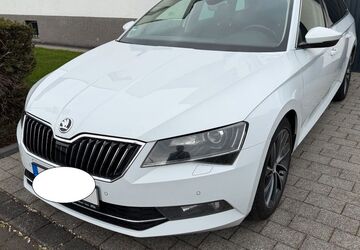 Skoda Superb 345.000 km 10.800 &euro; Köln 51105