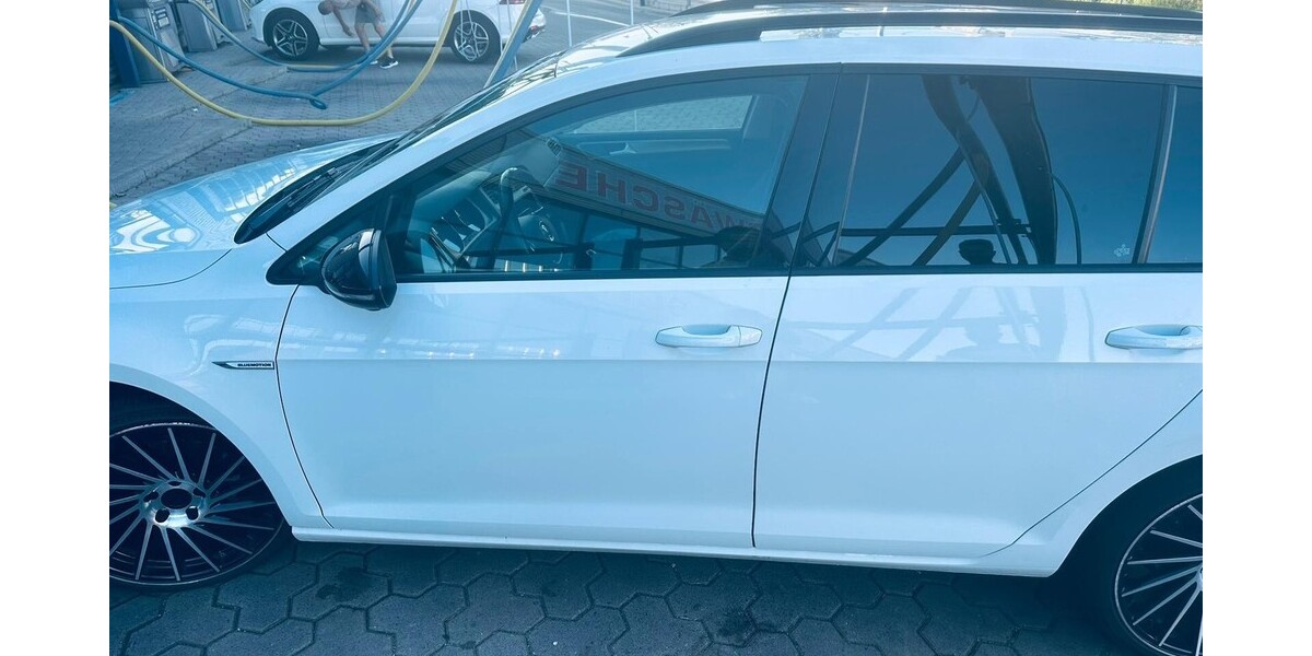VW Golf R Variant 238.000 km 9.000 &euro; Köln 50667