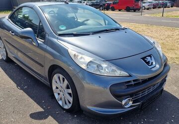 Peugeot 207 131.000 km 1.999 &euro; Köln 51107
