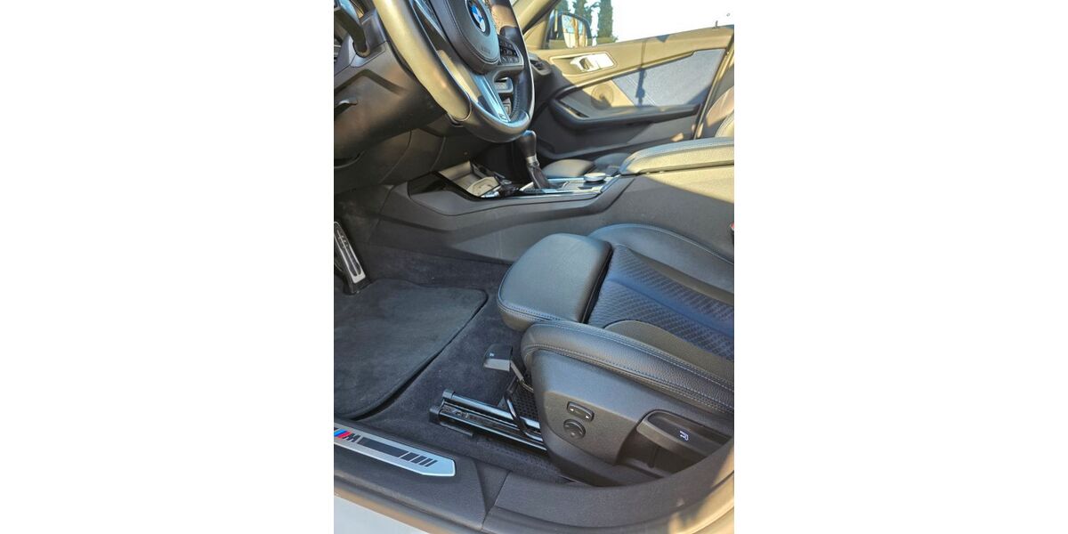 BMW 118 45.000 km 20.100 &euro; Euskirchen 53881