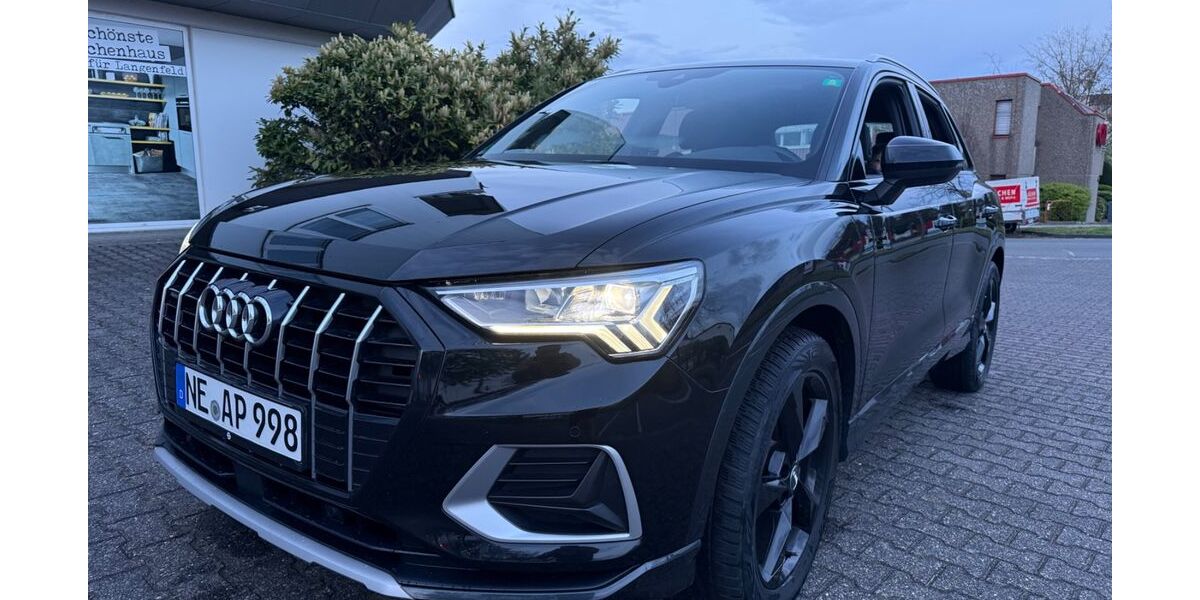 Audi Q3 122.000 km 23.499 &euro; Monheim 40789