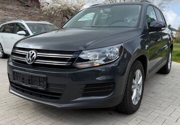 VW Tiguan 48.900 km 11.990 &euro; Bornheim 53332