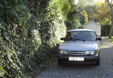 Saab 900 201.423 km 7.999 &euro; Köln 50996