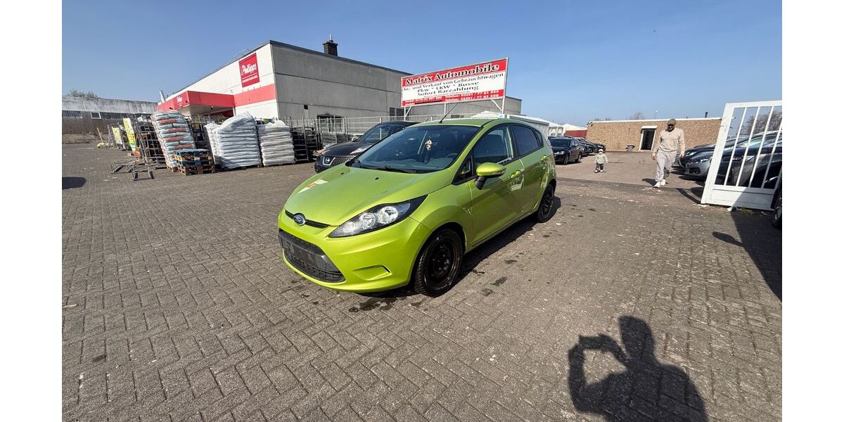 Ford Fiesta 196.000 km 1.999 &euro; Euskirchen 53879