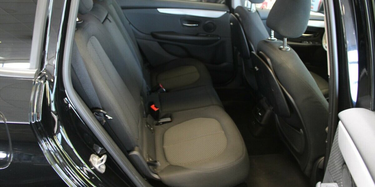 BMW 218 218d Gran Tourer Advantage 55.005 km 21.980 &euro; Euskirchen 53881