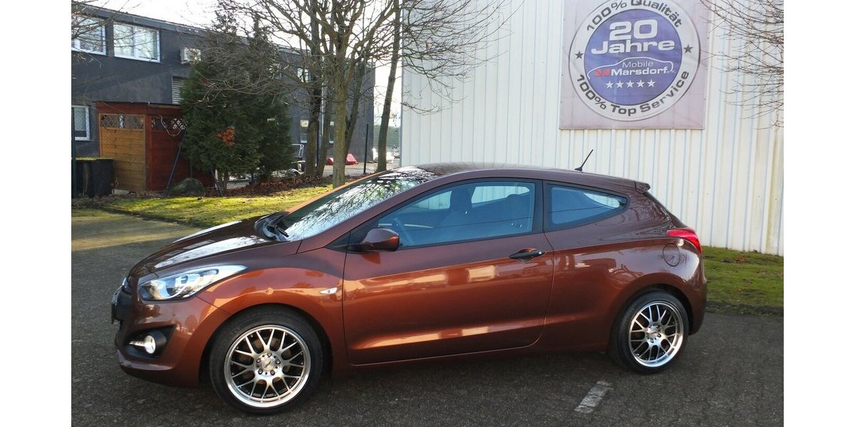 Hyundai i30 KLIMAAUTOMATIK SPORT LMF/BREITREIFEN 117.877 km 6.798 &euro; Köln 50858
