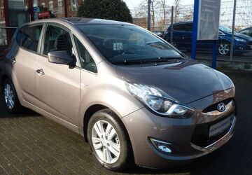Hyundai ix20 42.566 km 11.111 &euro; Köln 51063