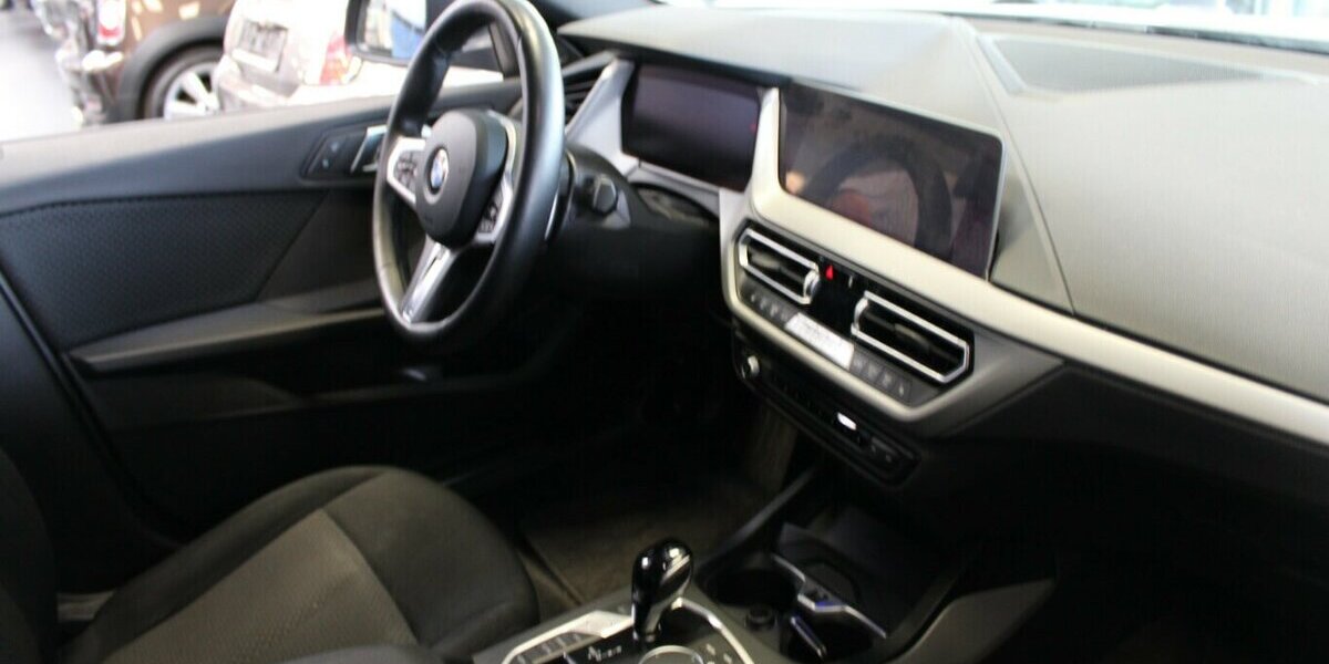 BMW 220 220i Gran Coupe Aut. Advantage 73.599 km 26.980 &euro; Euskirchen 53881