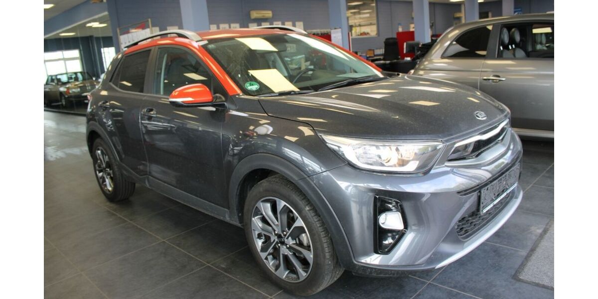 Kia Stonic 28.185 km 14.980 &euro; Euskirchen 53881