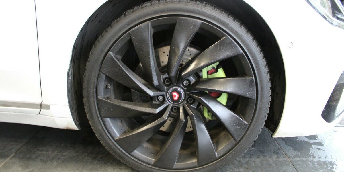 VW Arteon 2.0 TSI 4Motion DSG R-Line 147.227 km 22.980 &euro; Euskirchen 53881