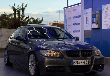 BMW 318 142.000 km 7.700 &euro; Pulheim 50259