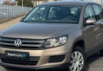 VW Tiguan 80.000 km 12.399 &euro; Jülich 52428