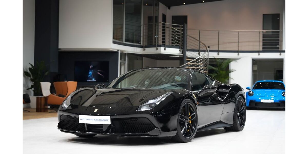 Ferrari 488 GTB 13.579 km 232.980 &euro; Köln 51147