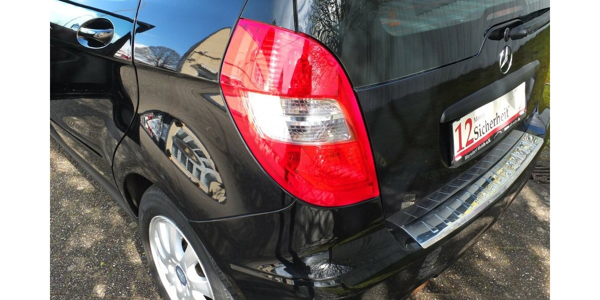 Mercedes-Benz A 160 KLIMAANLAGE SITZHEIZUNG orig 81.695 km ! 81.695 km 7.304 &euro; Köln 50858