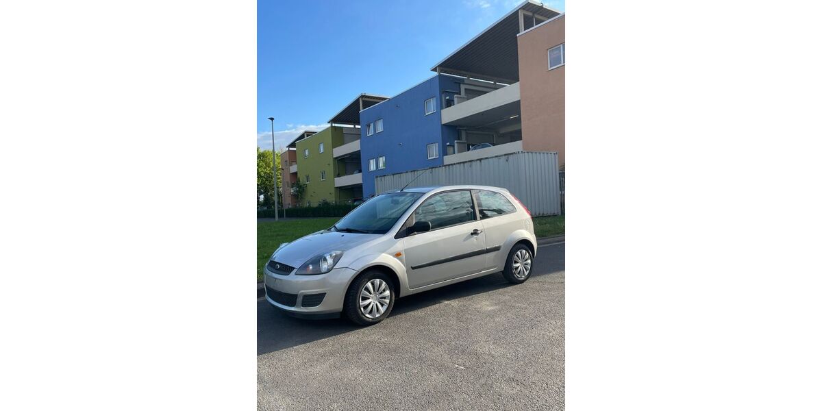Ford Fiesta 183.000 km 1.500 &euro; Brühl 50321
